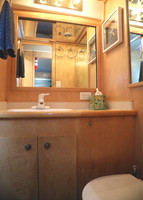 Naviagator 50-Bathroom2