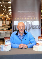 Gary Sprouse-B&N-Pasadena-Book Signing