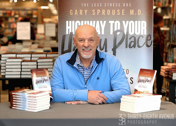 Dr. Gary Sprouse-B&N-Pasadena-Book Signing