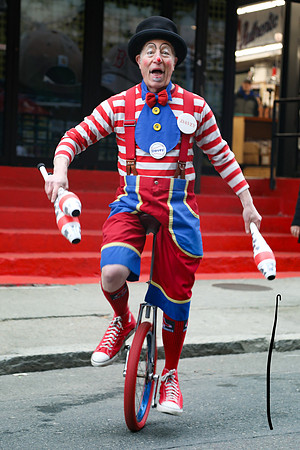 Uni Juggler