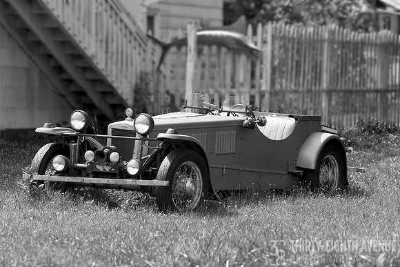 Stevensville Old Blue Car